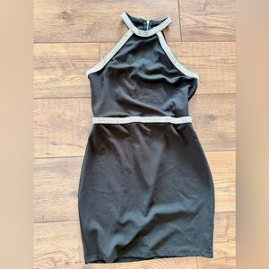 Windsor Black and Silver Trim